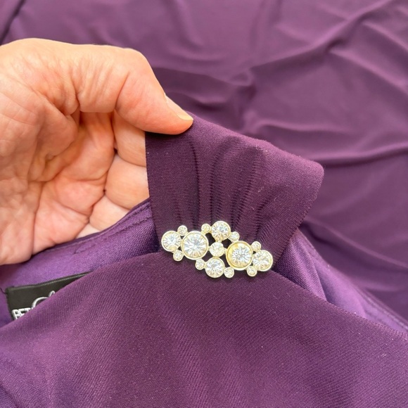 Betsy & Adam Sleeveless Draped Purple Evening Gown Rhinestone Accents 22W - Picture 10 of 13